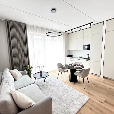 Appartement Esplanaadi 10 *