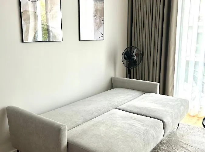 Esplanaadi 10 * بارنو